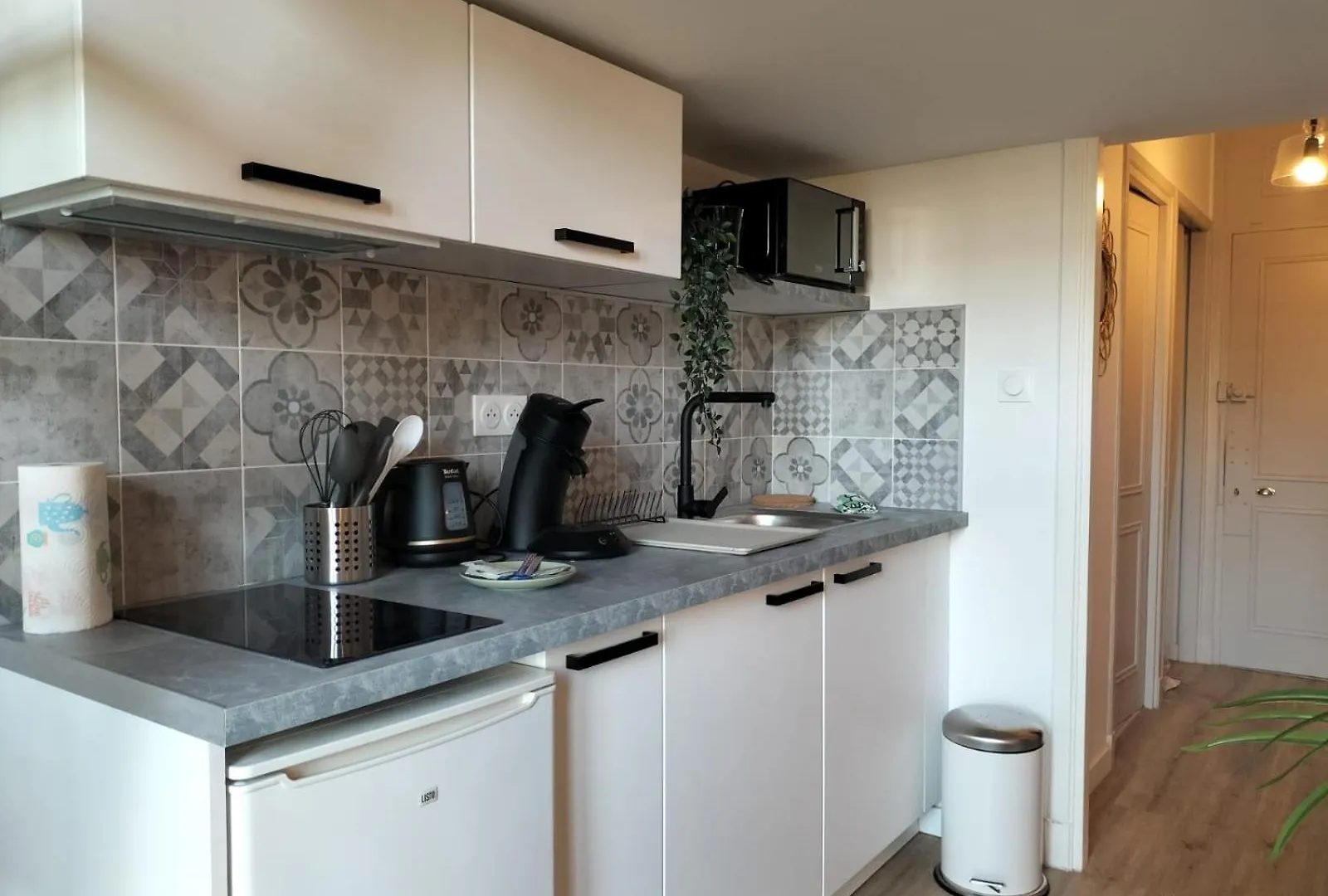 Le Freyssinet - Studio Avec Coin Nuit A Toulouse Apartman